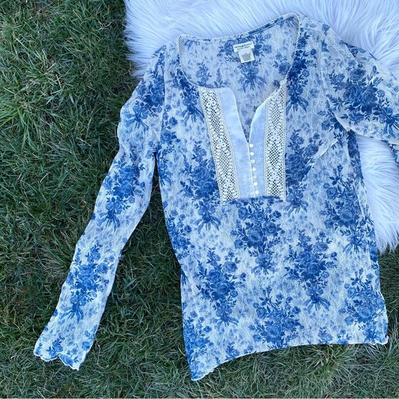 Denim & Supply Ralph Lauren Tops - Denim & Supply Floral Print blue cream mesh Blouse large